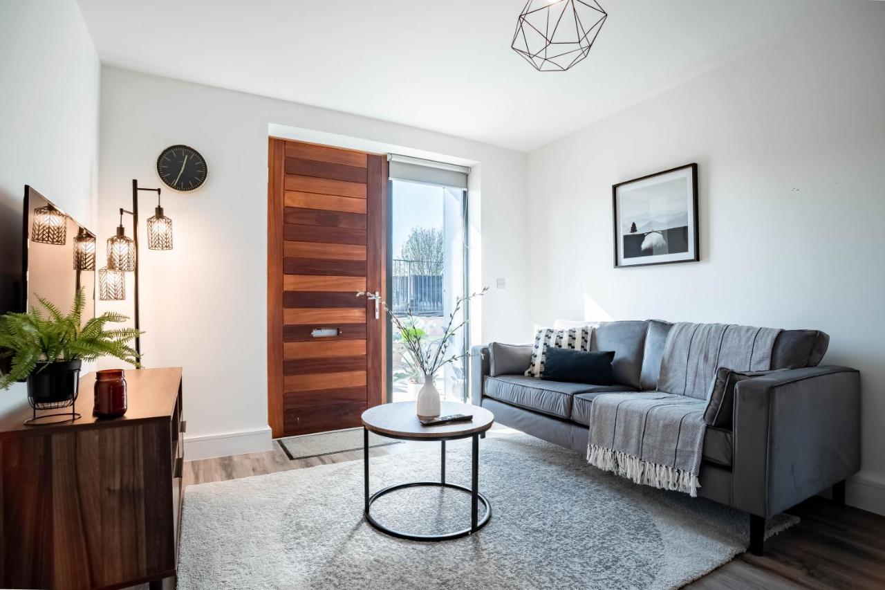 Luxe Interchange Apartment Near Old Trafford - Media City - The Quays Manchester Exterior photo